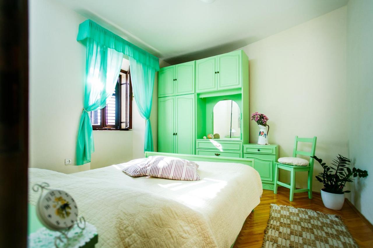 Apartman Uz More 비스 외부 사진