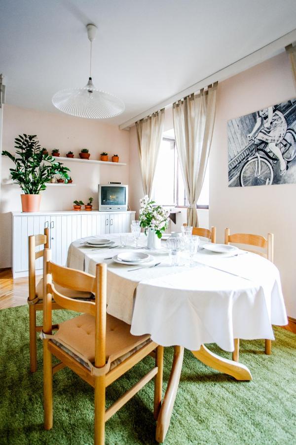 Apartman Uz More 비스 외부 사진